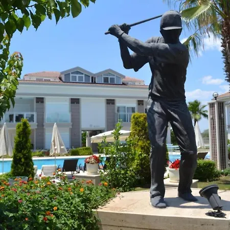Holiday park Golf Garden Evleri *